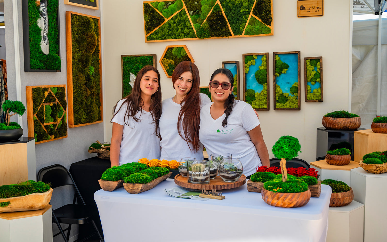 From Concept to Creation: Custom Moss Art by Yessika